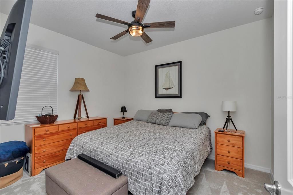 For Sale: $335,000 (4 beds, 2 baths, 2040 Square Feet)