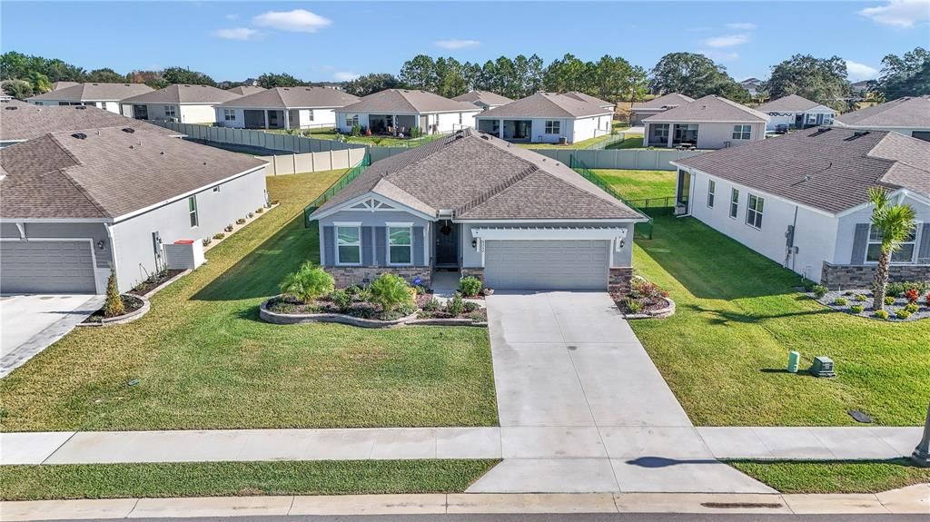 For Sale: $335,000 (4 beds, 2 baths, 2040 Square Feet)