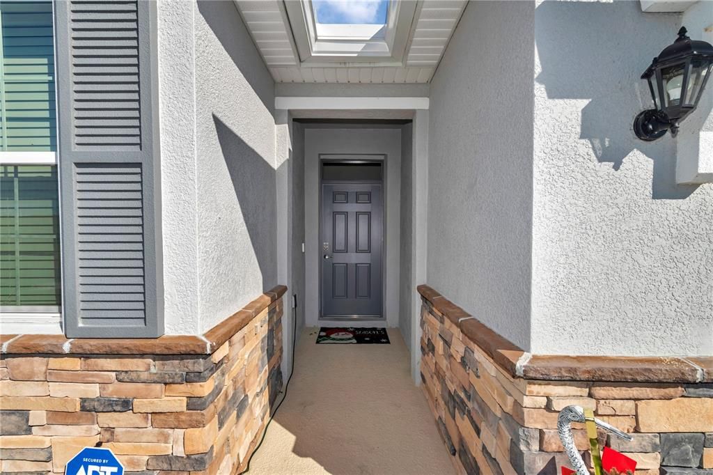 For Sale: $335,000 (4 beds, 2 baths, 2040 Square Feet)