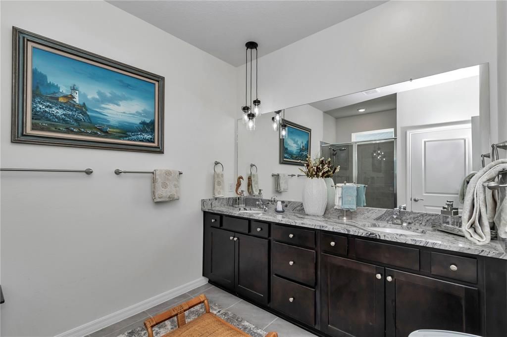 For Sale: $335,000 (4 beds, 2 baths, 2040 Square Feet)