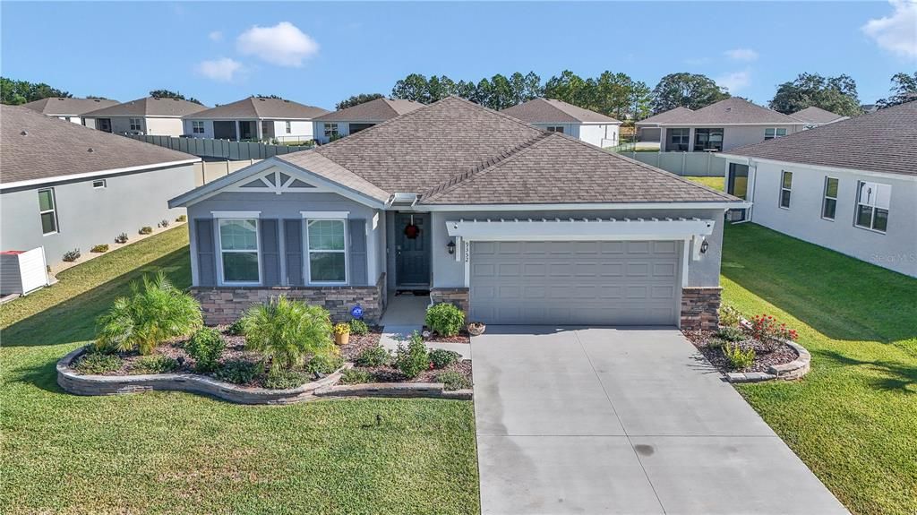 For Sale: $335,000 (4 beds, 2 baths, 2040 Square Feet)