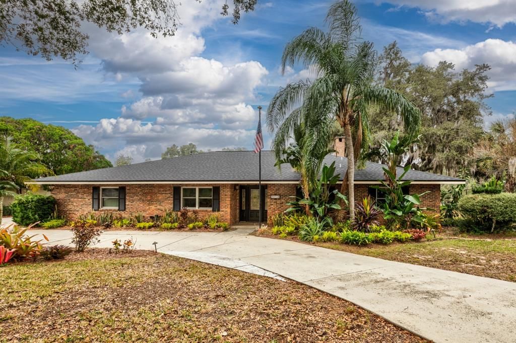 待售: $437,500 (4 贝兹, 3 浴室, 2340 平方英尺)