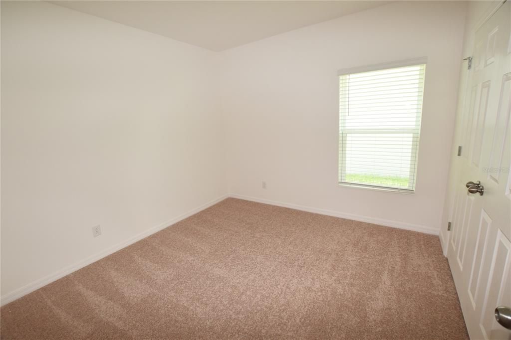 For Rent: $2,350 (4 beds, 3 baths, 2098 Square Feet)