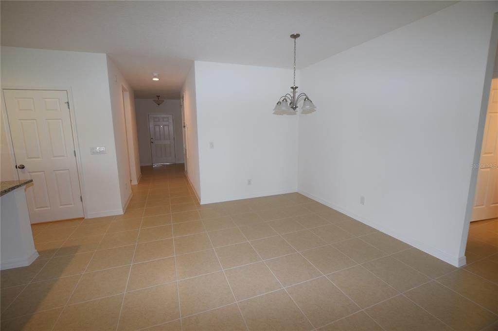 For Rent: $2,350 (4 beds, 3 baths, 2098 Square Feet)