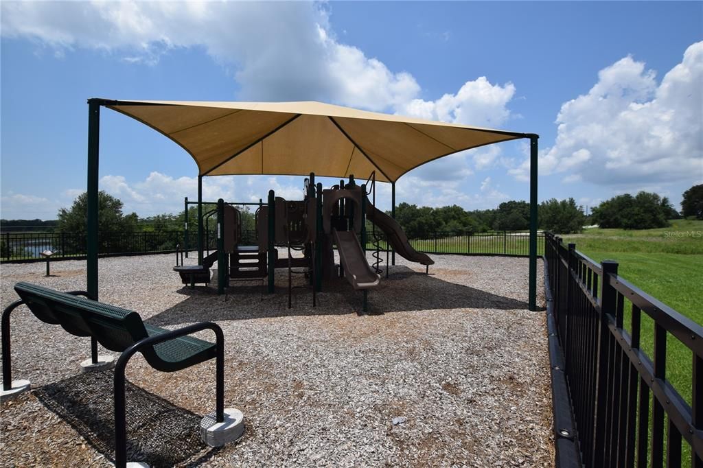 For Rent: $2,350 (4 beds, 3 baths, 2098 Square Feet)