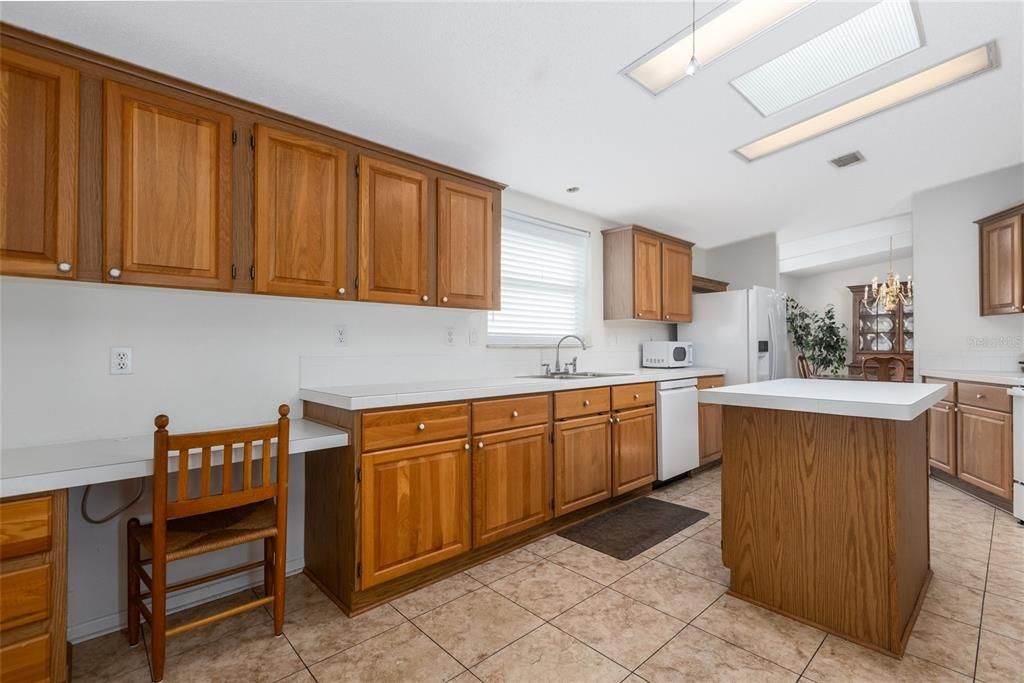 待售: $269,000 (3 贝兹, 2 浴室, 1754 平方英尺)