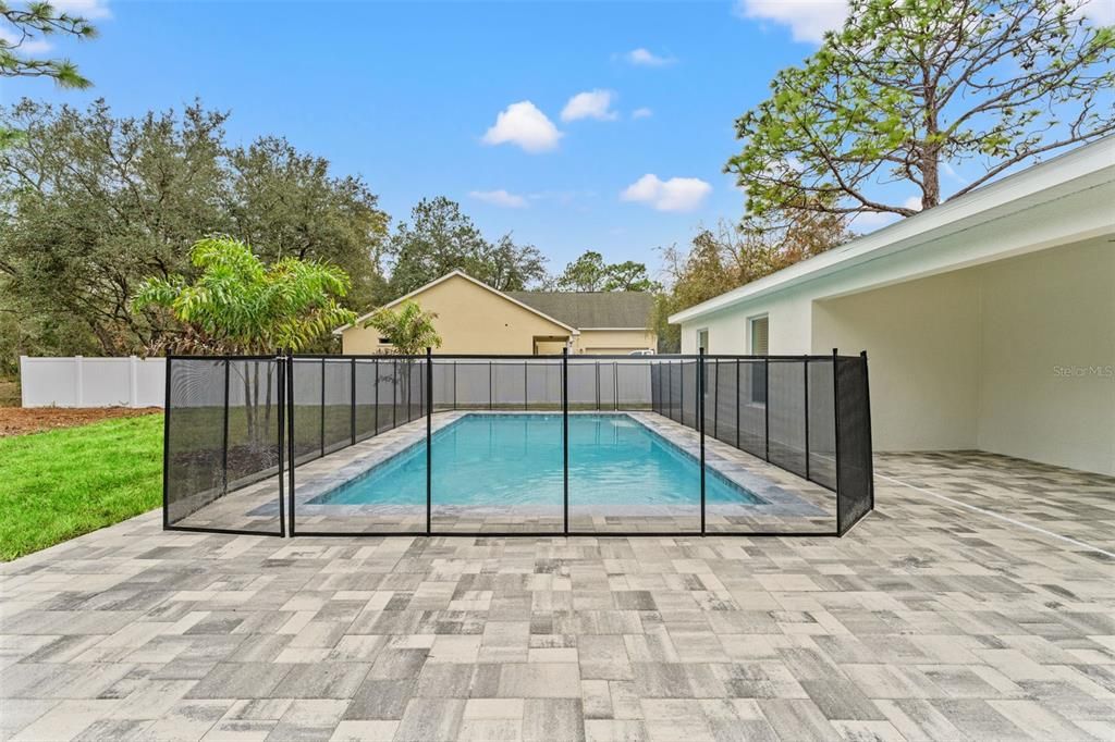 For Sale: $449,000 (3 beds, 2 baths, 1910 Square Feet)