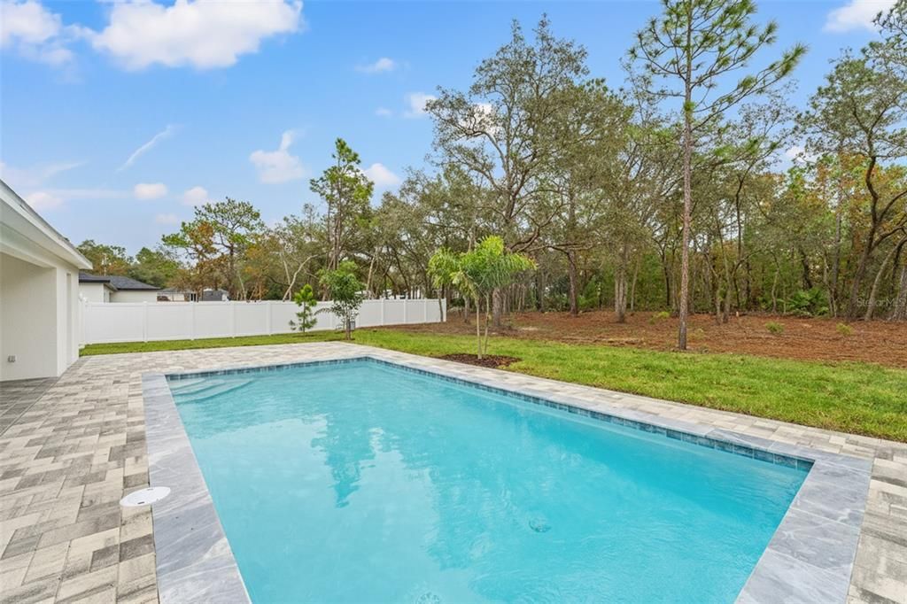 For Sale: $449,000 (3 beds, 2 baths, 1910 Square Feet)