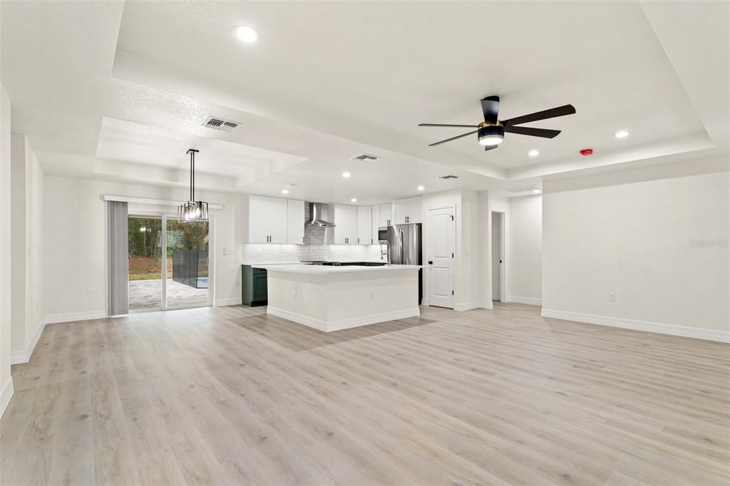 For Sale: $449,000 (3 beds, 2 baths, 1910 Square Feet)