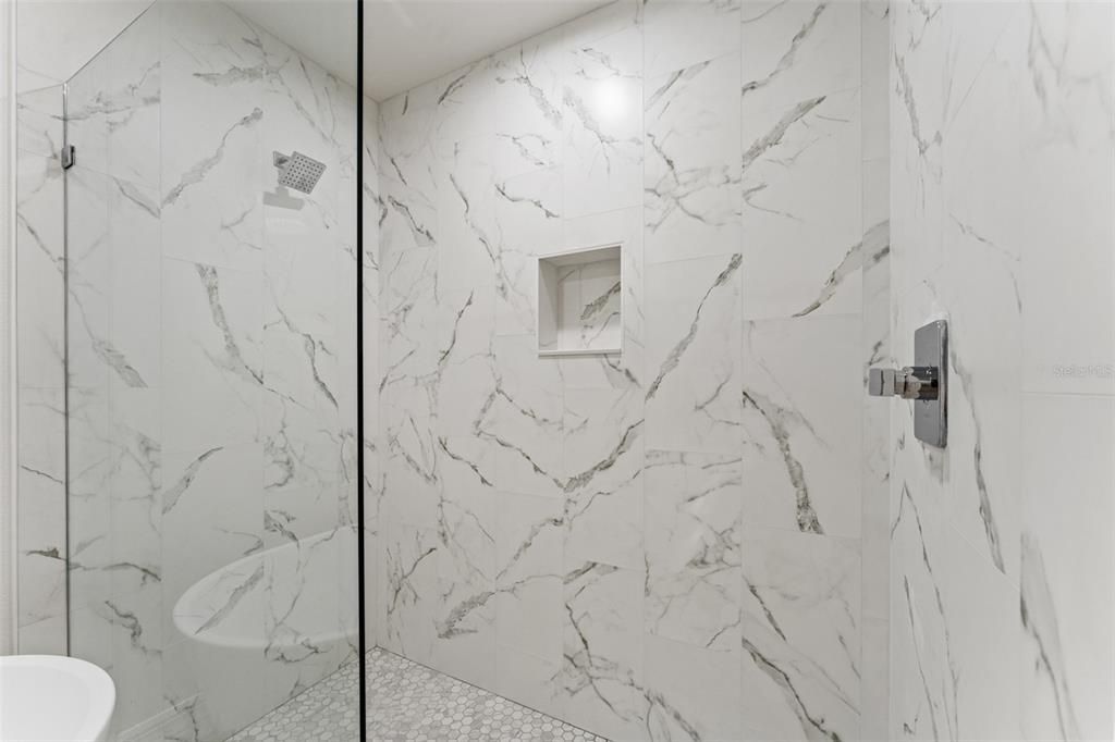 For Sale: $449,000 (3 beds, 2 baths, 1910 Square Feet)