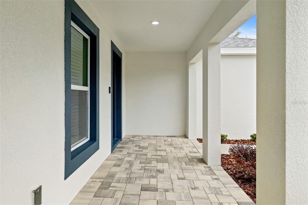 For Sale: $449,000 (3 beds, 2 baths, 1910 Square Feet)