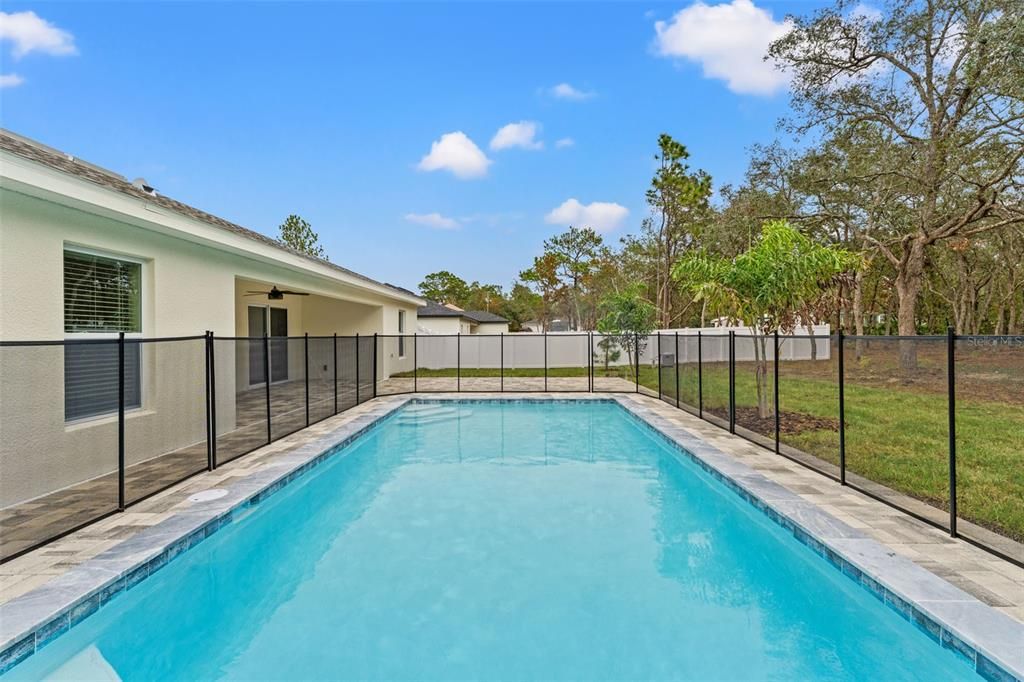 For Sale: $449,000 (3 beds, 2 baths, 1910 Square Feet)