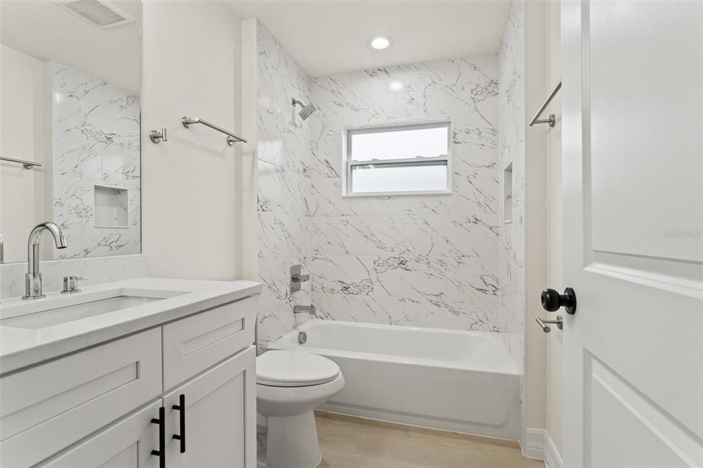 For Sale: $449,000 (3 beds, 2 baths, 1910 Square Feet)