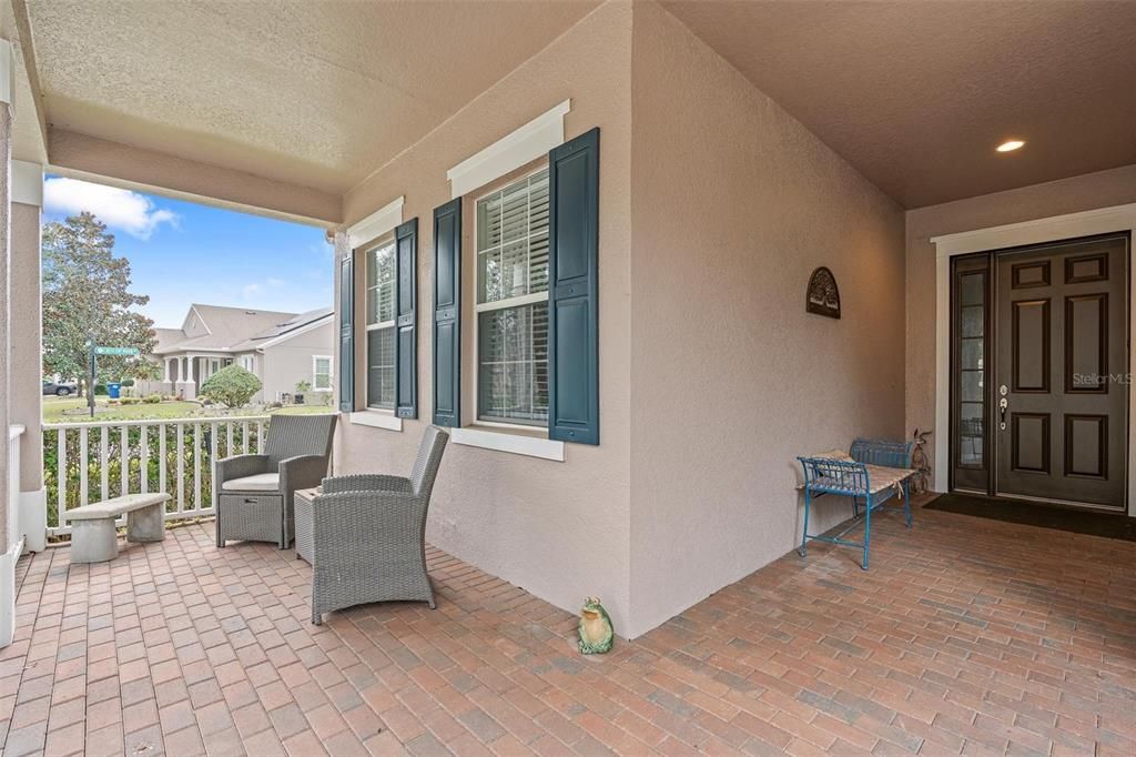 For Sale: $385,000 (3 beds, 2 baths, 1820 Square Feet)