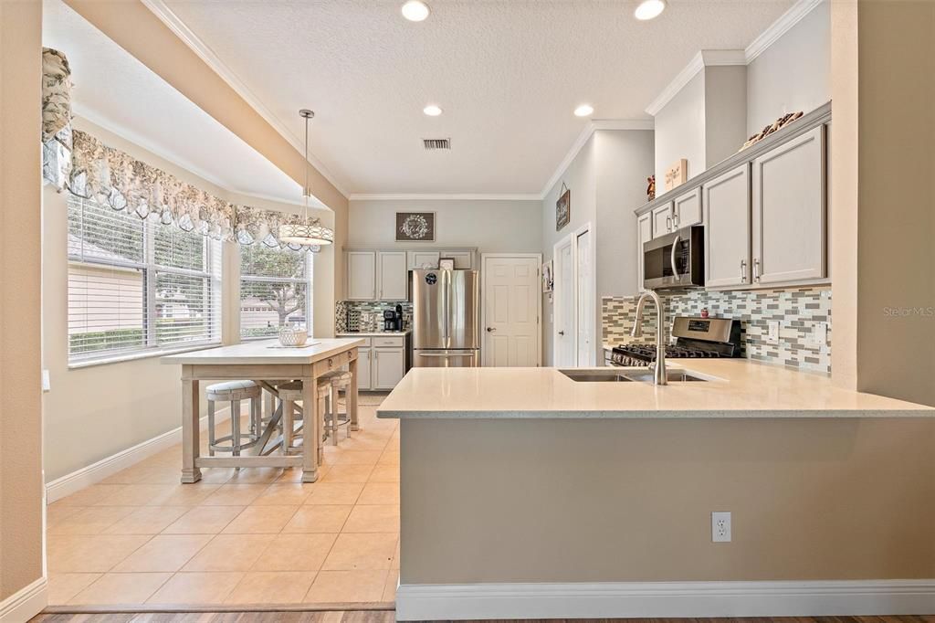 For Sale: $385,000 (3 beds, 2 baths, 1820 Square Feet)