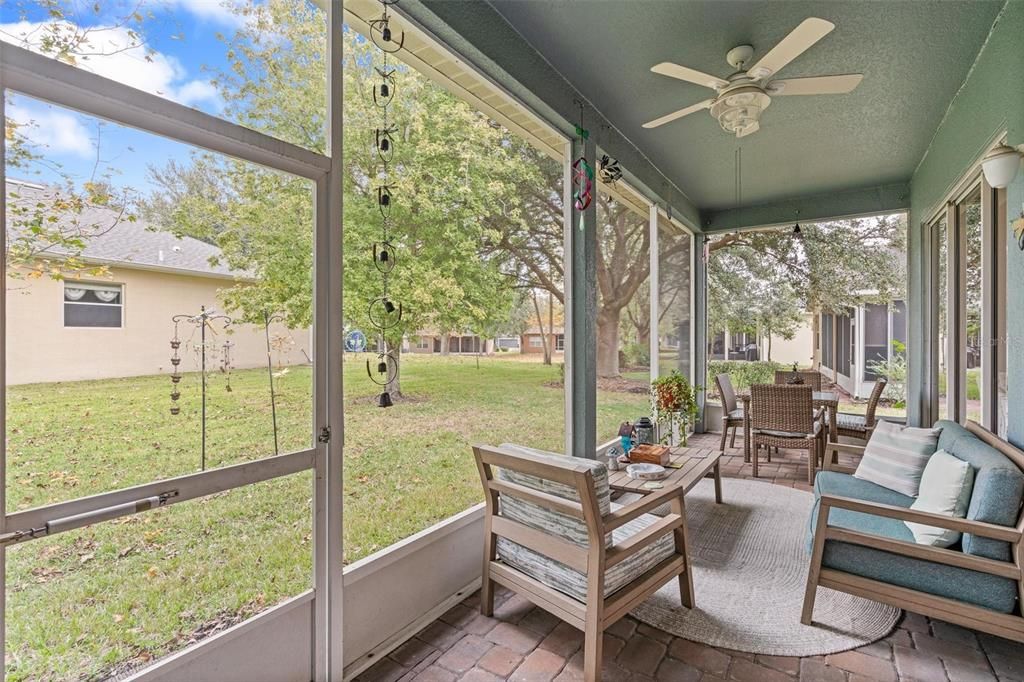 For Sale: $385,000 (3 beds, 2 baths, 1820 Square Feet)