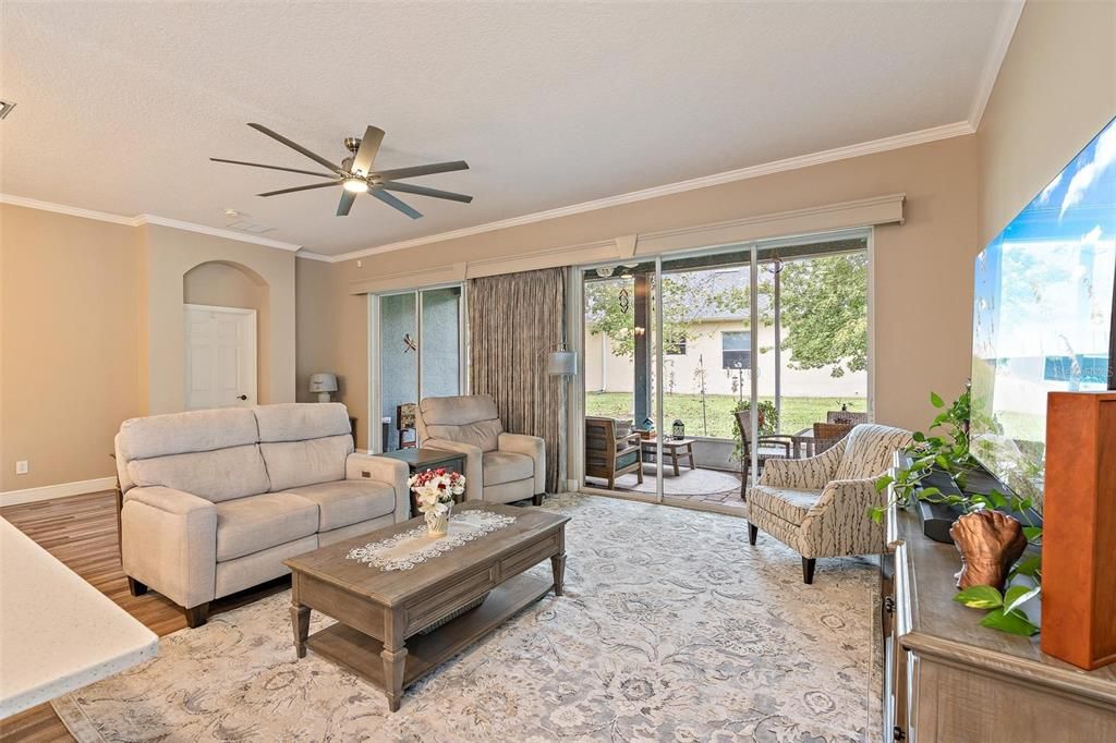 For Sale: $385,000 (3 beds, 2 baths, 1820 Square Feet)