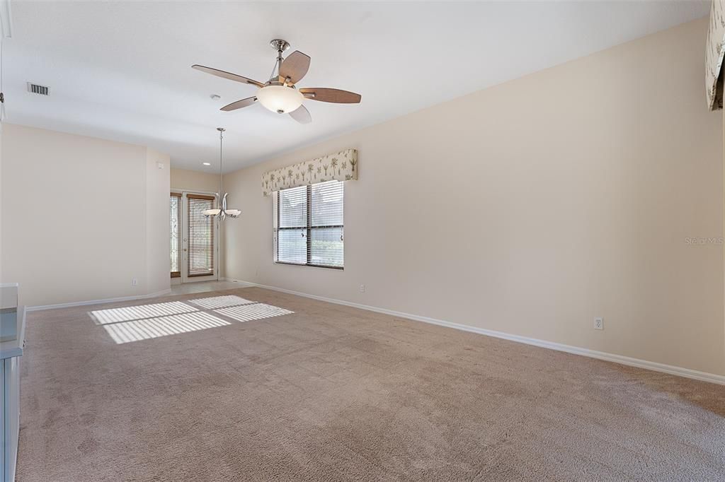 待售: $324,900 (3 贝兹, 2 浴室, 1551 平方英尺)