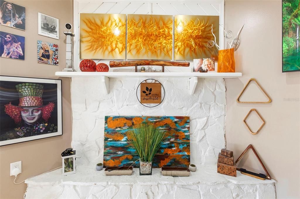 На продажу: $429,900 (4 спален, 2 ванн, 1994 Квадратных фут)