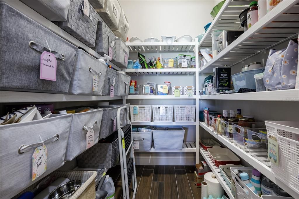 На продажу: $675,000 (3 спален, 2 ванн, 2589 Квадратных фут)