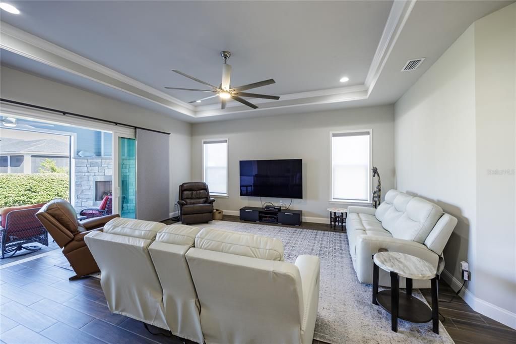 На продажу: $675,000 (3 спален, 2 ванн, 2589 Квадратных фут)