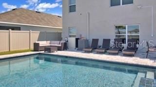 En Renta: $3,400 (5 camas, 3 baños, 2674 Pies cuadrados)