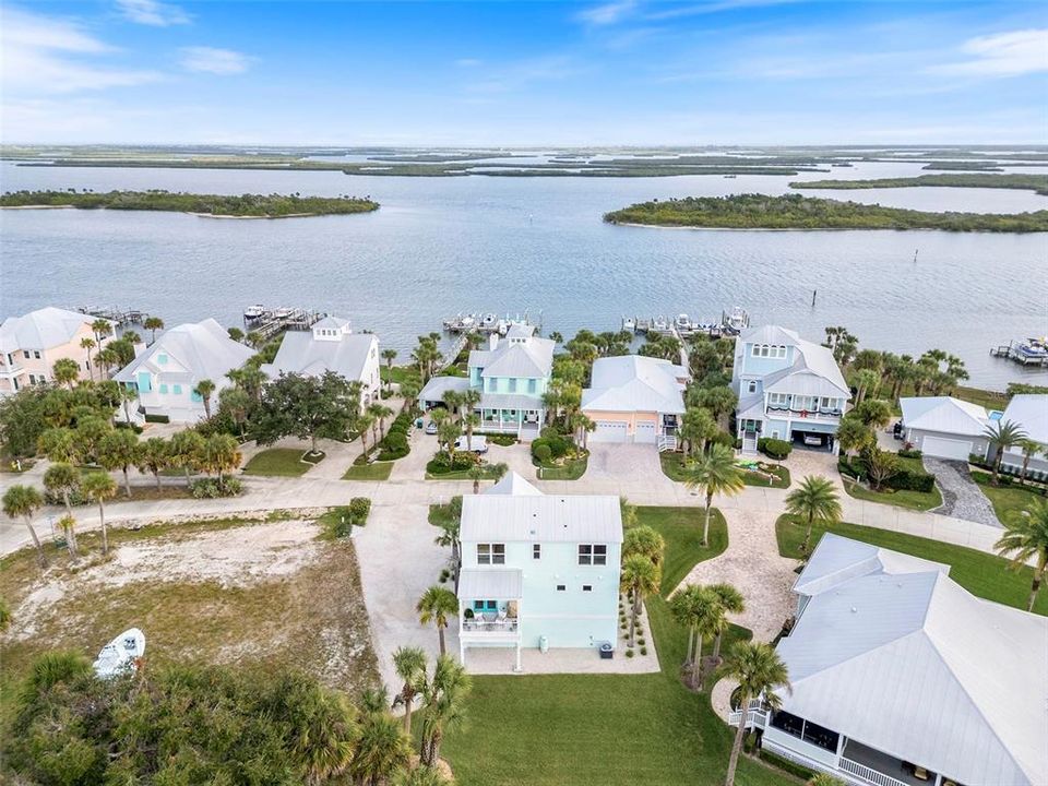 En Venta: $675,000 (3 camas, 2 baños, 1748 Pies cuadrados)