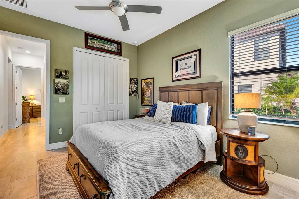 For Sale: $725,000 (4 beds, 2 baths, 2360 Square Feet)