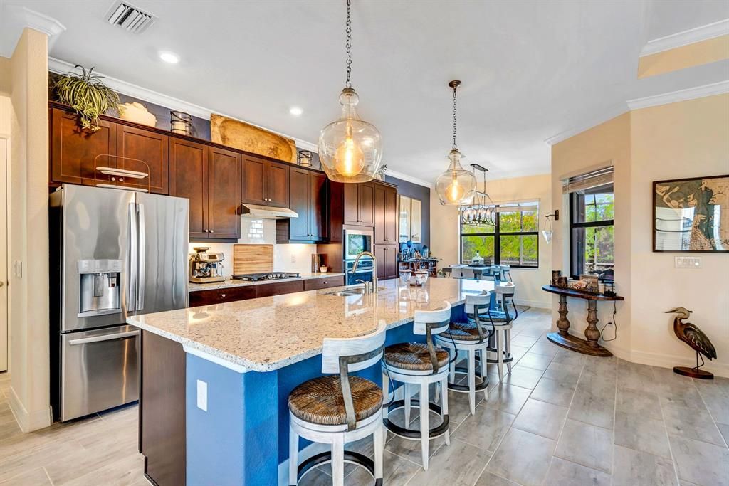 For Sale: $725,000 (4 beds, 2 baths, 2360 Square Feet)