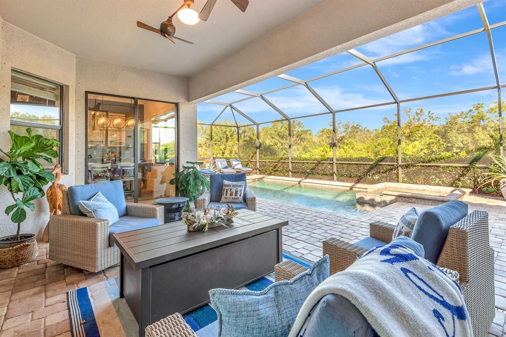 For Sale: $725,000 (4 beds, 2 baths, 2360 Square Feet)