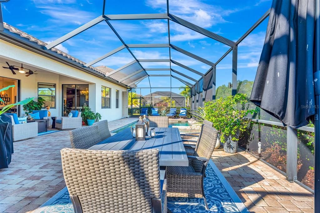 For Sale: $725,000 (4 beds, 2 baths, 2360 Square Feet)