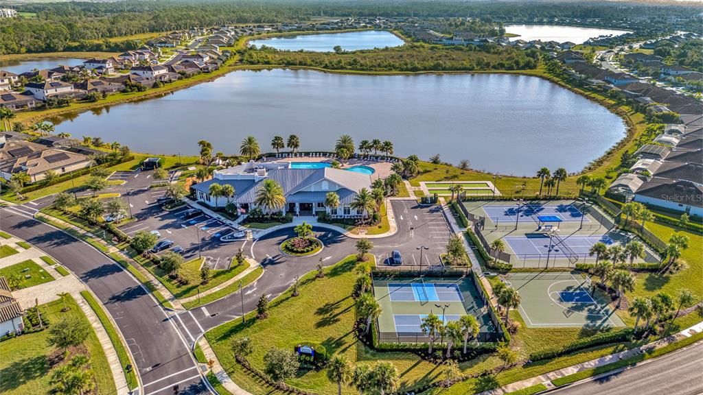 For Sale: $725,000 (4 beds, 2 baths, 2360 Square Feet)