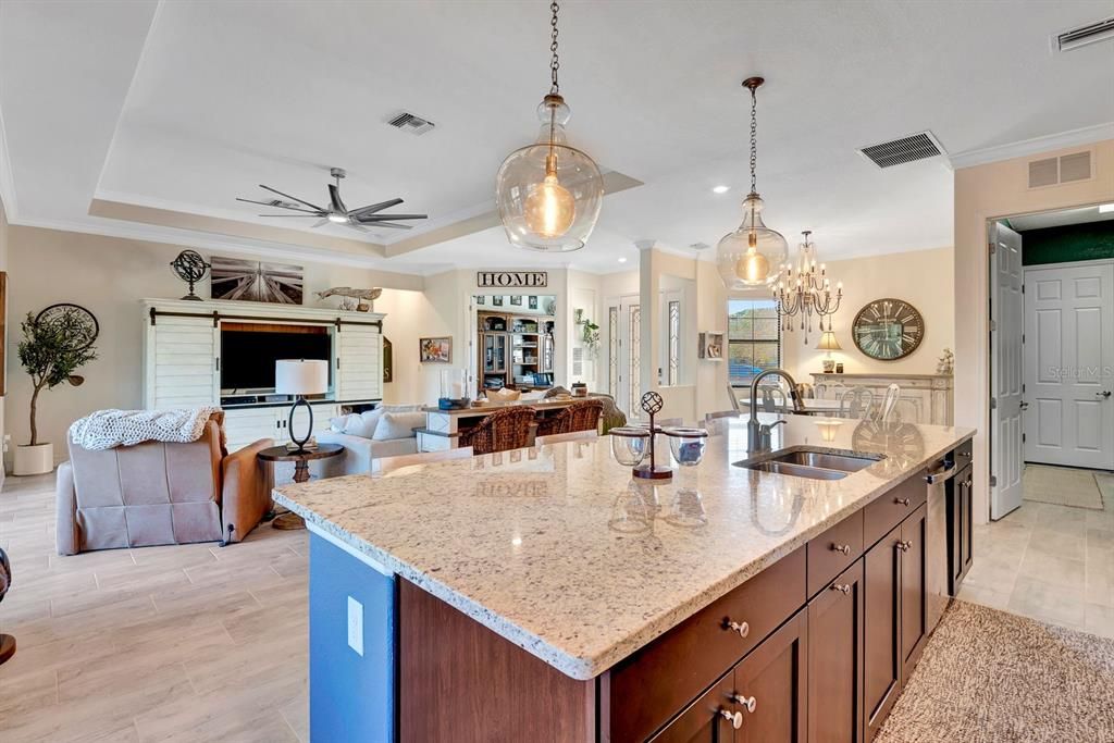 For Sale: $725,000 (4 beds, 2 baths, 2360 Square Feet)