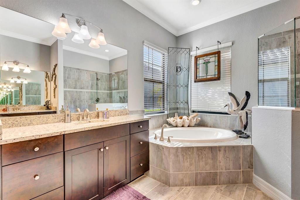 For Sale: $725,000 (4 beds, 2 baths, 2360 Square Feet)