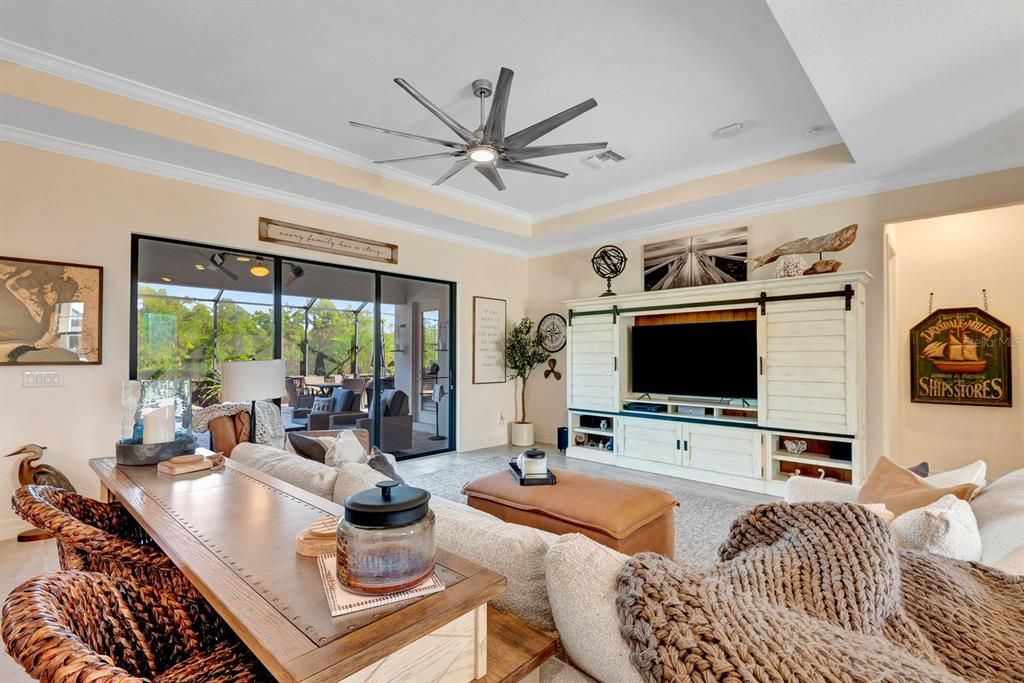 For Sale: $725,000 (4 beds, 2 baths, 2360 Square Feet)