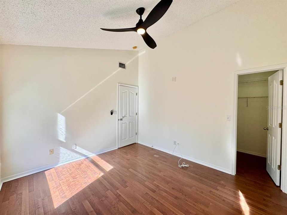 В аренду: $2,800 (4 спален, 2 ванн, 2359 Квадратных фут)