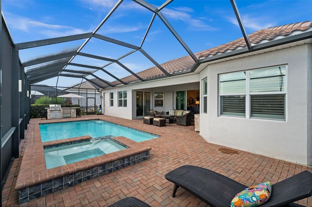 For Sale: $889,900 (4 beds, 2 baths, 2349 Square Feet)