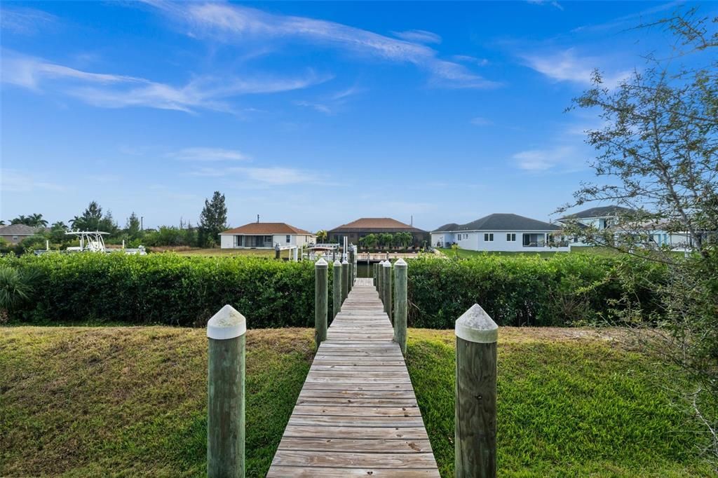 For Sale: $889,900 (4 beds, 2 baths, 2349 Square Feet)