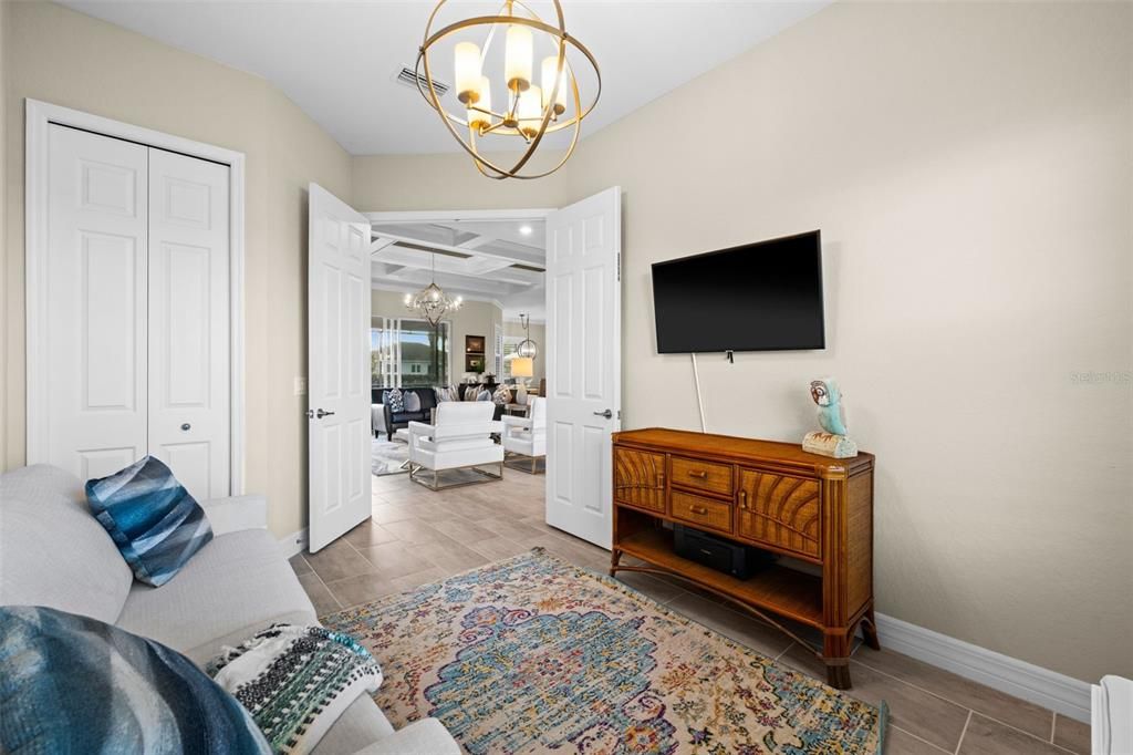 For Sale: $889,900 (4 beds, 2 baths, 2349 Square Feet)