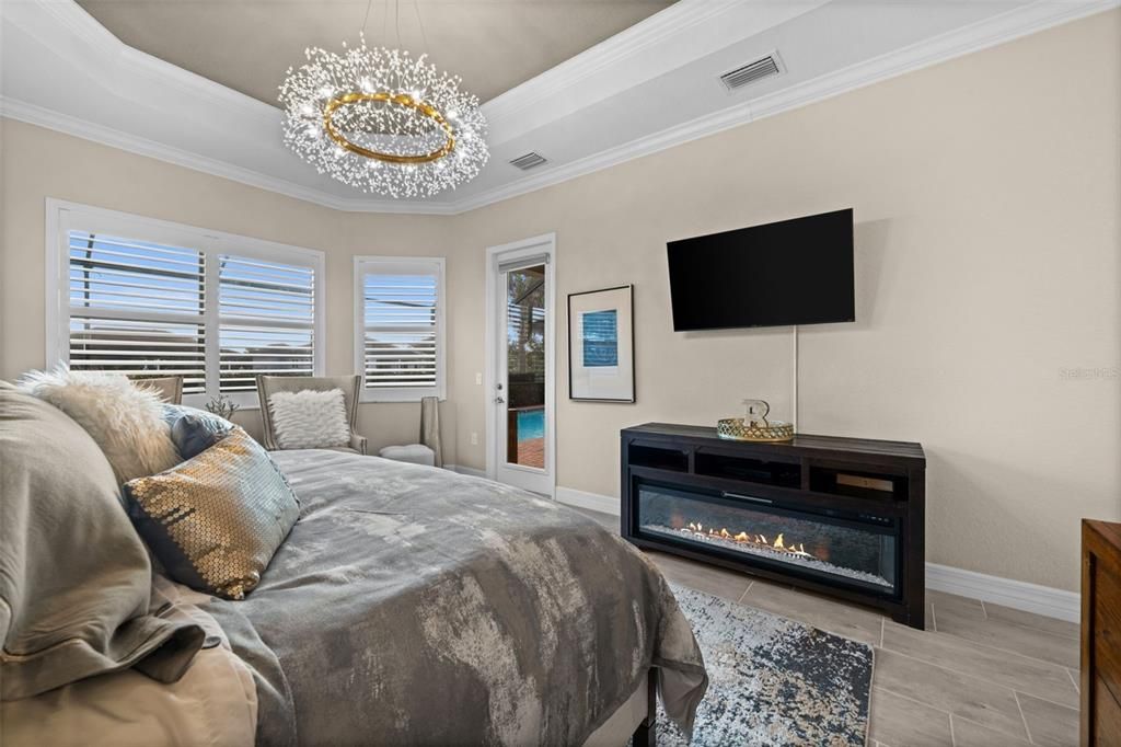 For Sale: $889,900 (4 beds, 2 baths, 2349 Square Feet)