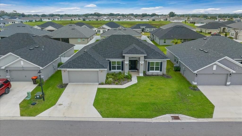 For Sale: $385,000 (4 beds, 2 baths, 2333 Square Feet)