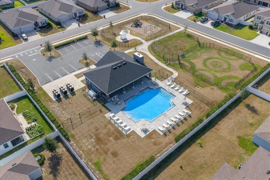 For Sale: $385,000 (4 beds, 2 baths, 2333 Square Feet)