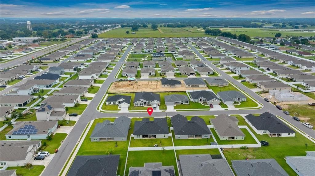 For Sale: $385,000 (4 beds, 2 baths, 2333 Square Feet)