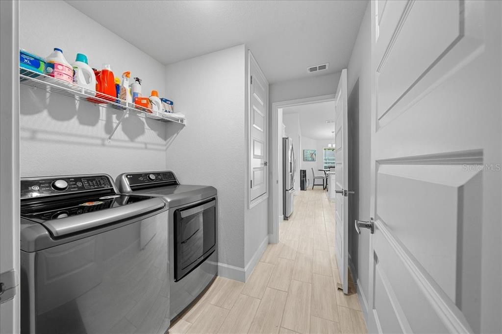 For Sale: $385,000 (4 beds, 2 baths, 2333 Square Feet)