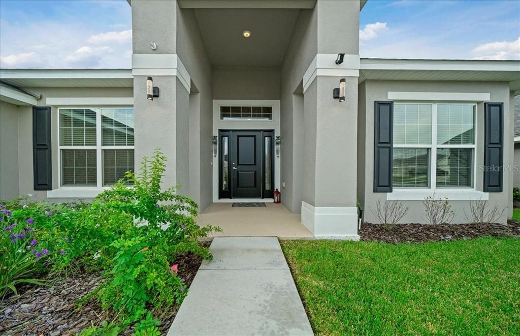 For Sale: $385,000 (4 beds, 2 baths, 2333 Square Feet)