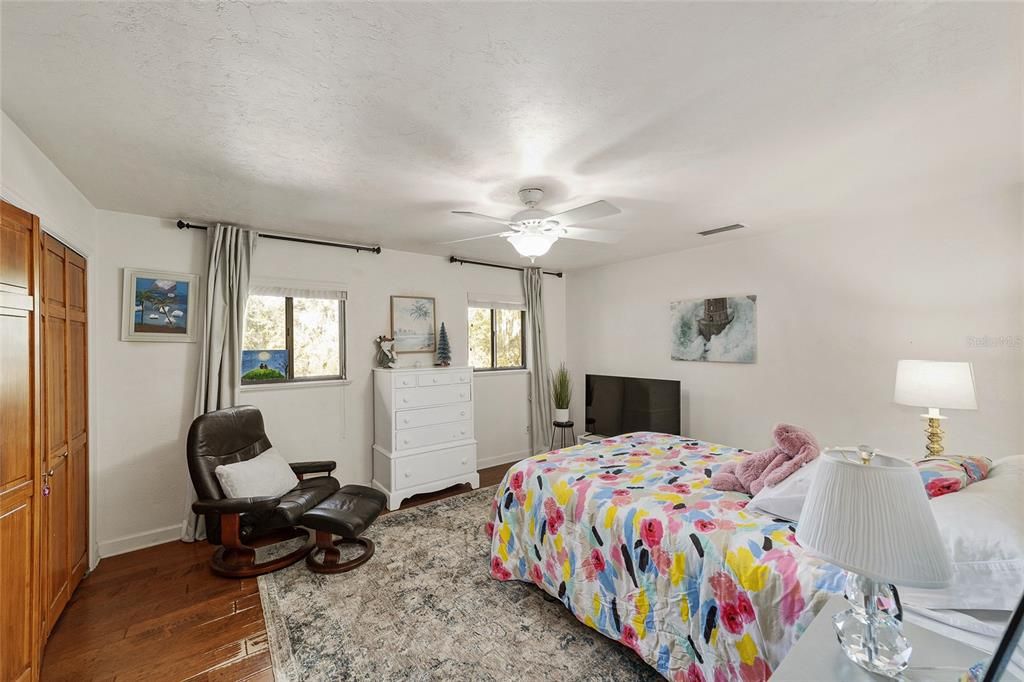 待售: $699,000 (3 贝兹, 3 浴室, 3764 平方英尺)