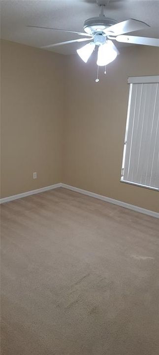 В аренду: $1,800 (2 спален, 2 ванн, 1214 Квадратных фут)