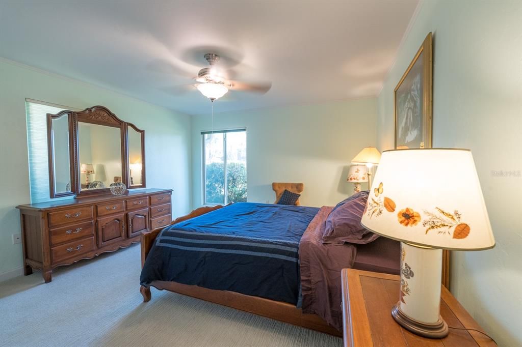 For Sale: $525,000 (3 beds, 2 baths, 2939 Square Feet)