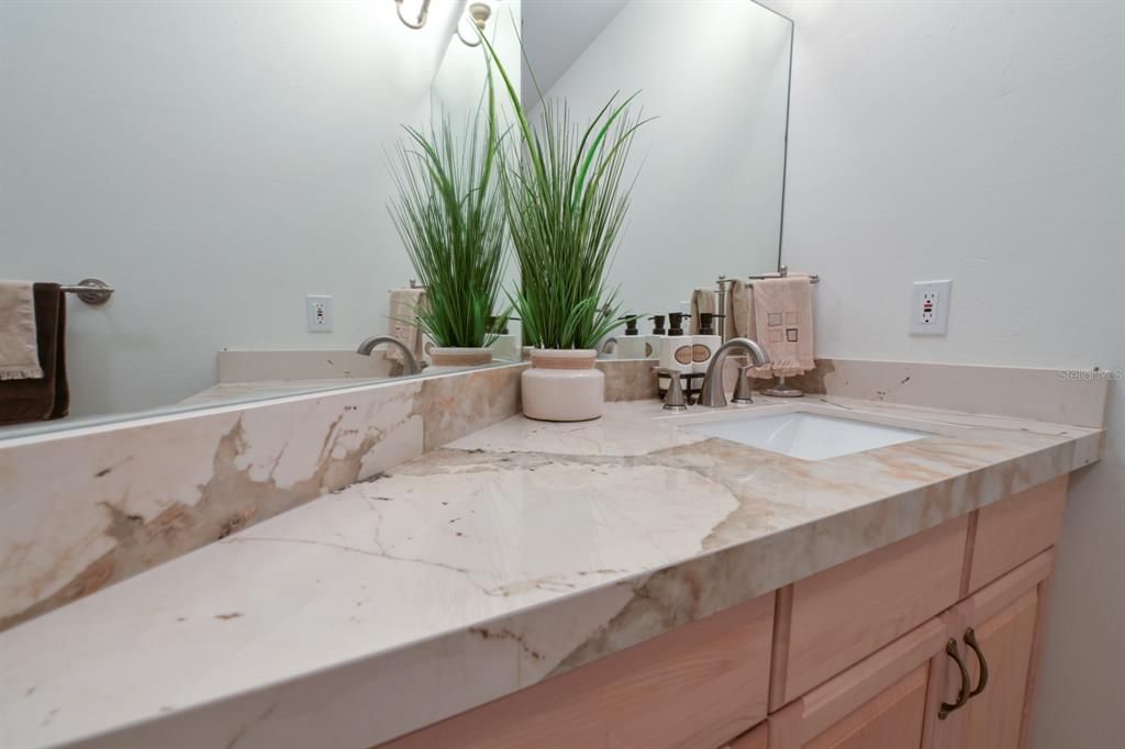 For Sale: $525,000 (3 beds, 2 baths, 2939 Square Feet)