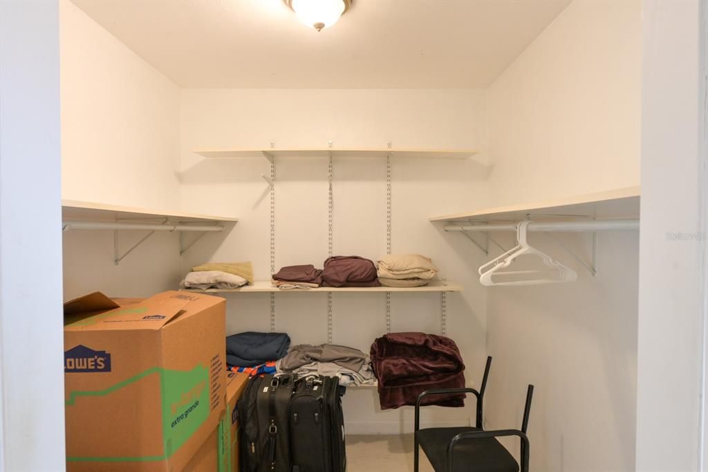 For Sale: $525,000 (3 beds, 2 baths, 2939 Square Feet)